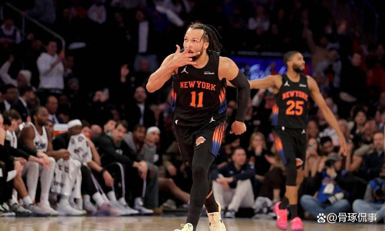 开云体育sports-悉尼足球赛事中球员技艺精湛，出色表现受赞誉()  第2张