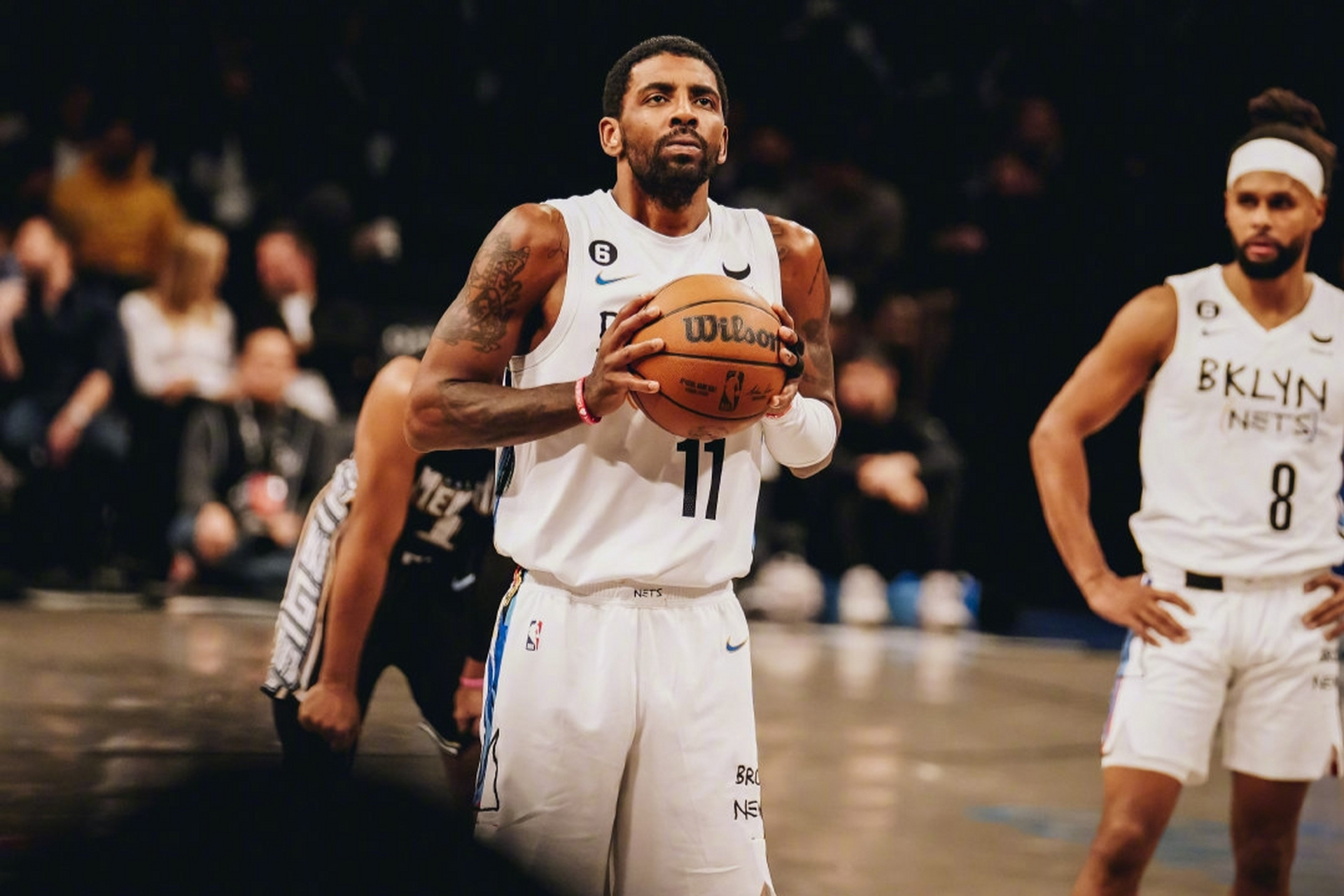 kysports-篮网客场击败灰熊，厄文发威砍下分()  第1张