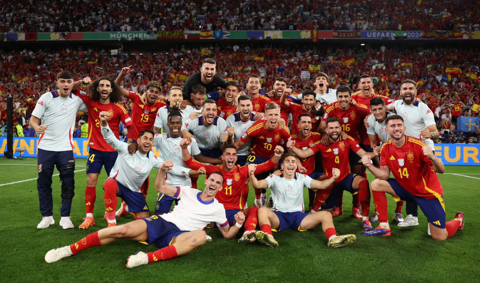 开云app在线下载-情绪澎湃的欧洲足球盛宴，顶级球队核心碰撞()  第2张