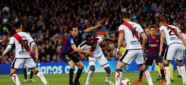 开云-马德里德比再现激烈场面球迷尖叫声不断() 第1张 开云-马德里德比再现激烈场面球迷尖叫声不断() 第1张