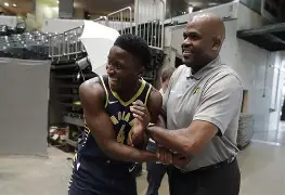 开云app在线下载-步行者负黄蜂，奥拉迪波全方位表现难救师()  第1张