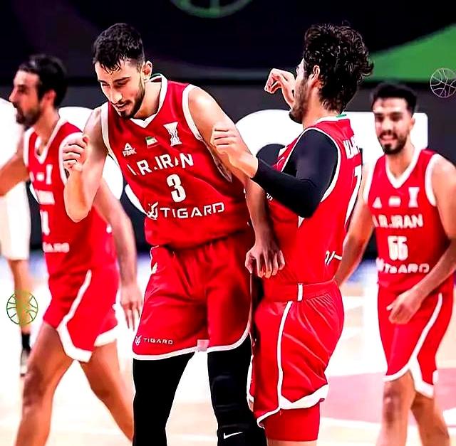 开云体育app-伊朗惊险逆转伊拉克，亚洲杯小组赛再获胜利()  第1张