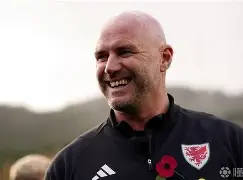 开云中国-利物浦主帅贝尔萨急需增加后卫人员()  第1张