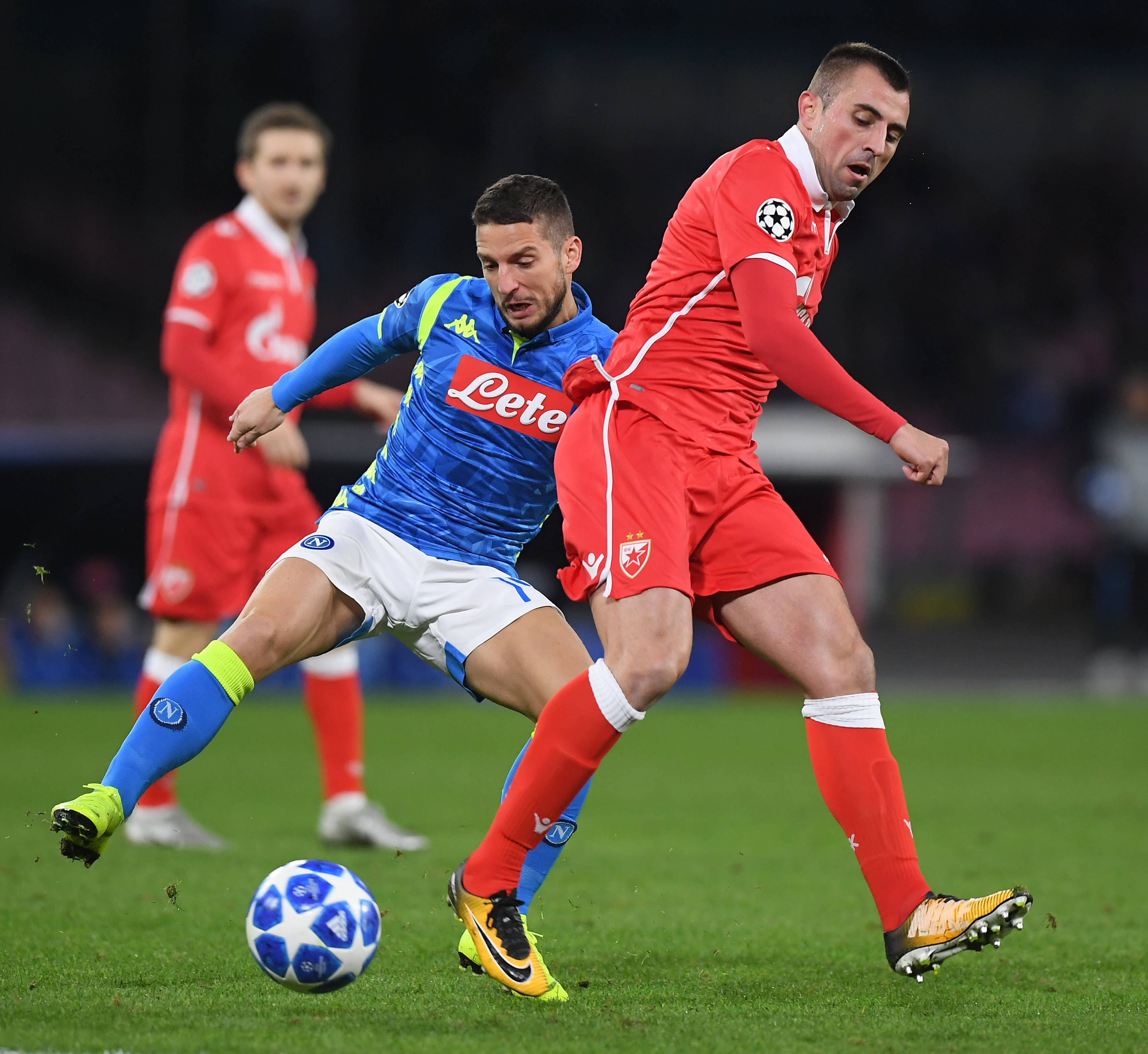 开云体育sports-国内顶级俱乐部激烈交锋，球员技术纷呈，比分胶着()  第1张