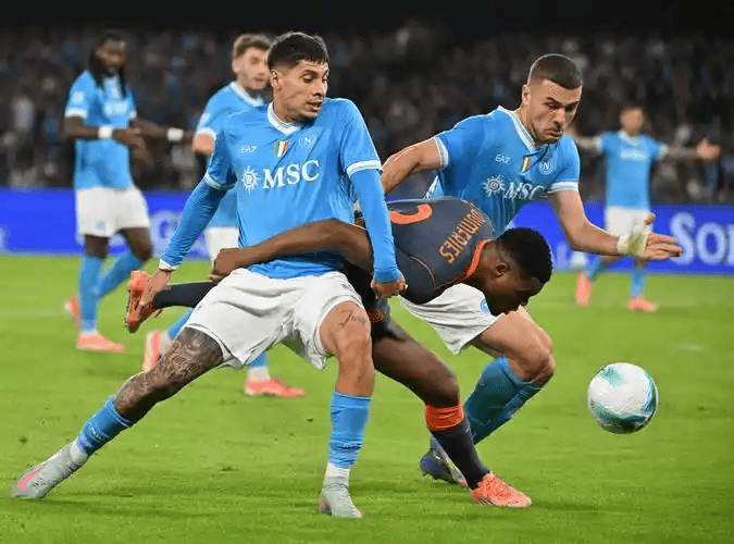 开云体育下载-那不勒斯惨败客场，冠军希望渐行渐远()  第1张