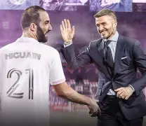 开云体育app-北美球员加盟亚洲联赛，打破传统球员转会()  第2张