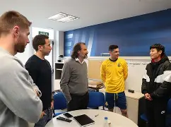 开云官方在线-西班牙豪门输球暴露问题，队内调整加紧()  第2张