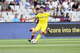 开云app在线下载-塞尔塔遭受重伤困扰，球员集体挺进()  第2张