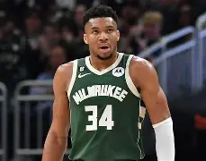 开云体育app-骑士惨败雄鹿，恐怕会成为本赛季最大黑马()  第2张