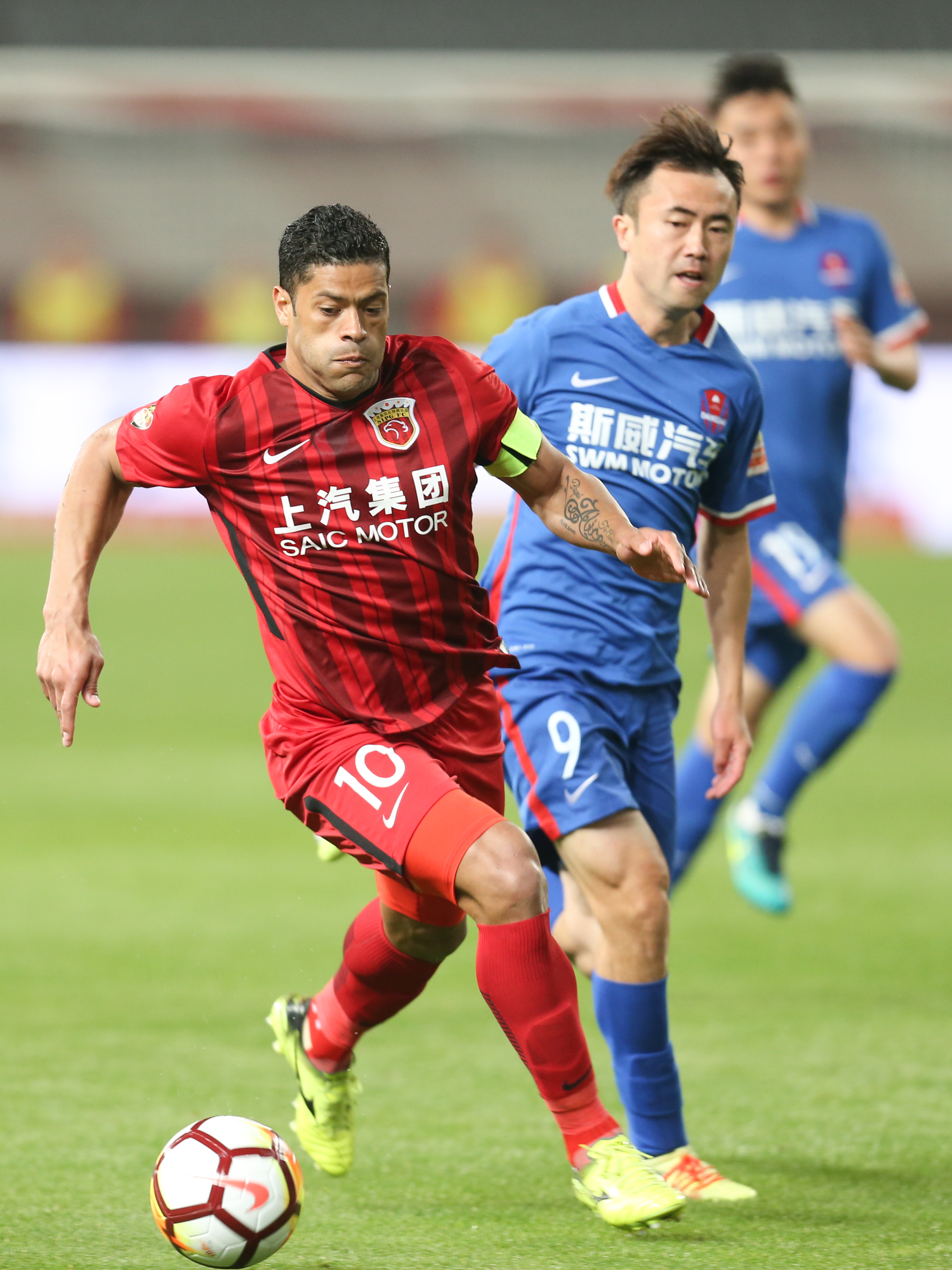 上海上港势不可挡，赢得多场连胜()  第2张