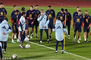 开云体育app-意大利队备战面对西班牙，势必全力以赴()  第2张