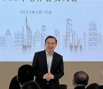 开云体育app-法兰克福球员努力拼搏，力争取得关键三分()  第1张